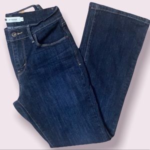 Levi’s 515 bootcut, size 4